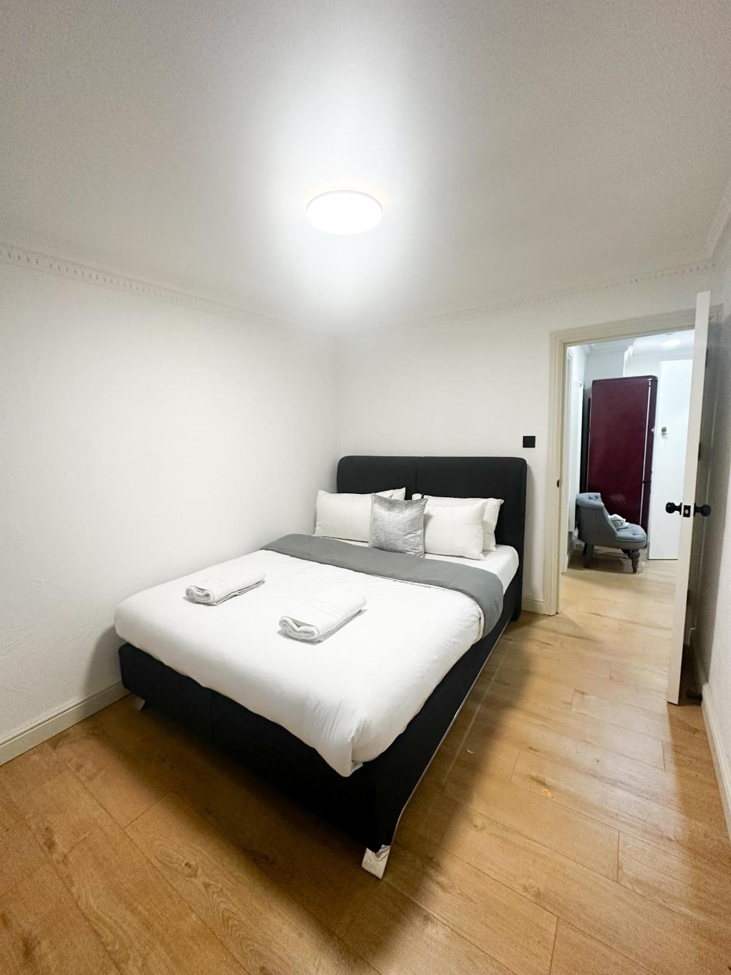 Flat 4, Stay In Aldgate Londra Exterior foto